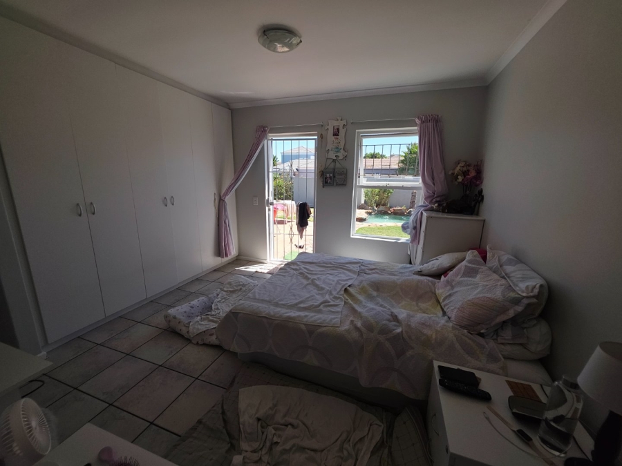 3 Bedroom Property for Sale in Parklands Western Cape
